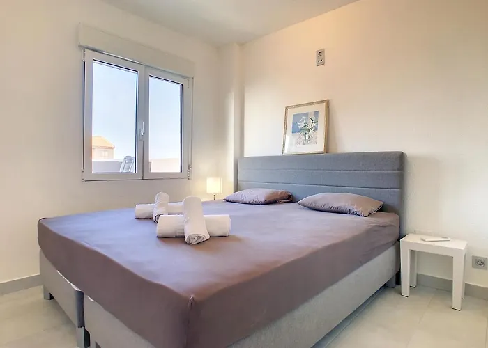 Jardin Del Mar - 5709 *